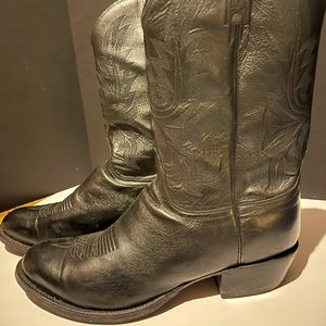 Lucchese Black leather cowboy boot. Size 14EE